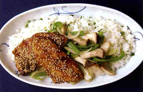 アジのプレートご飯とアサリのスープ