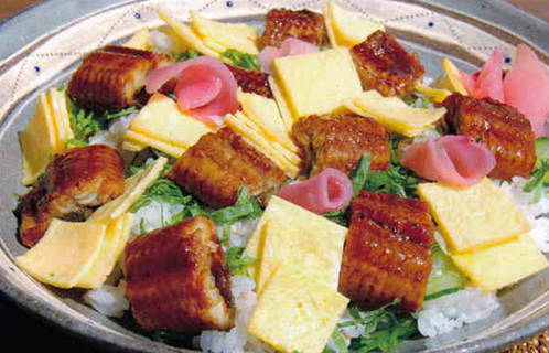 うなぎちらしずしと豆腐とトマトのサラダ