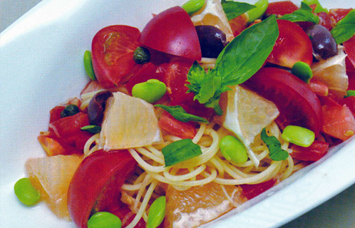 トマトとかんきつのパスタと夏野菜のイタリアン蒸し