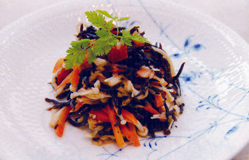 ひじきと切り干し大根のサラダとお楽しみトースト2種