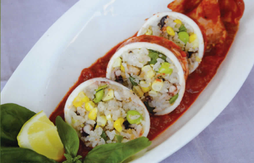 丸ごとイカのいろいろ詰めとサラダ・ニソワーズ