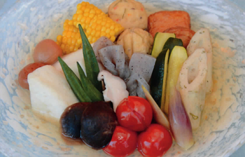 冷やしてもおいしい夏おでんとねばとろ丼 漬け卵添え