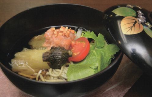 焼きなす茶そばとナスとザーサイの塩炒め